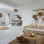 Executive Paros 4 Bedrooms Almyrikia Sunset Stunning Sea View Villa Isterni (Paros)