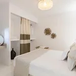 Villa Executive Paros 4 Bedrooms Almyrikia Sunset Stunning Sea View *