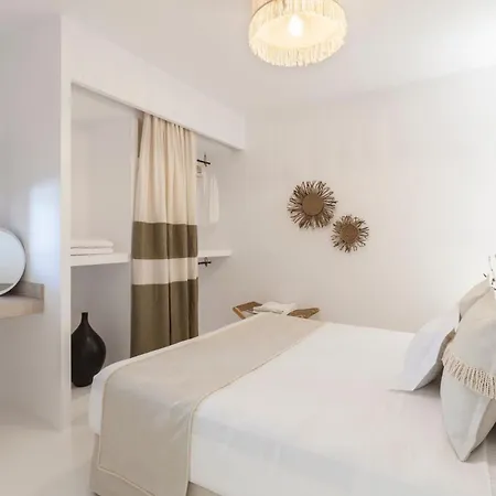 Executive Paros 4 Bedrooms Almyrikia Sunset Stunning Sea View Βίλα *