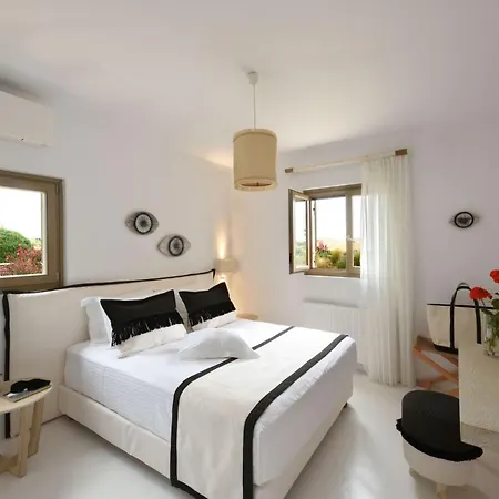 Almyrikia Sunset: Seaside Executive With Private Pool *