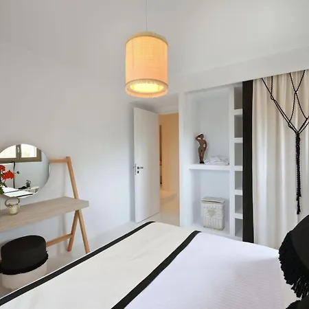 Executive Paros 4 Bedrooms Almyrikia Sunset Stunning Sea View