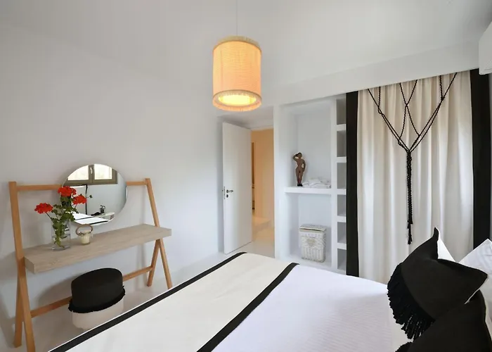 Executive Paros 4 Bedrooms Almyrikia Sunset Stunning Sea View