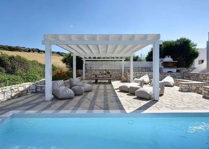 Executive Paros 4 Bedrooms Almyrikia Sunset Stunning Sea View Vila